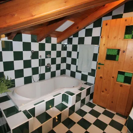 Locazione Turistica Semira Apartment Vercana